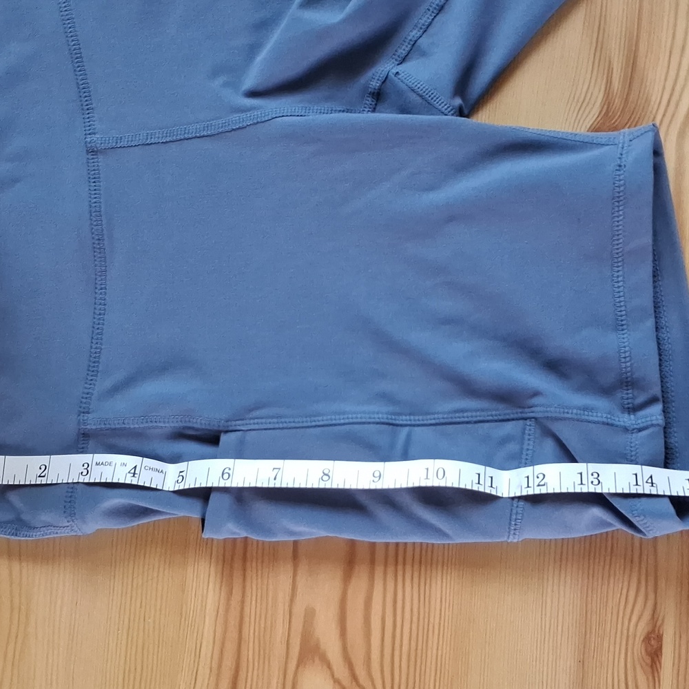 Rae Mode 3 Piece Set Blue Pullover Small, Shorts and Tank Large SEE Discription - Picture 5 of 10